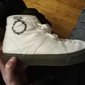 Vans, mids